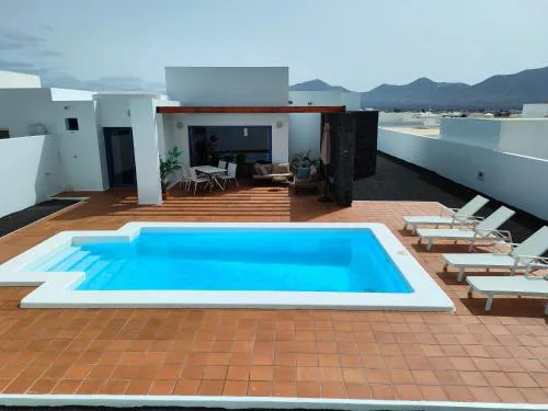 Villa Aroa by Villalia