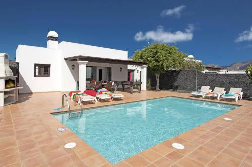 Villa Flamingo by Villa Plus