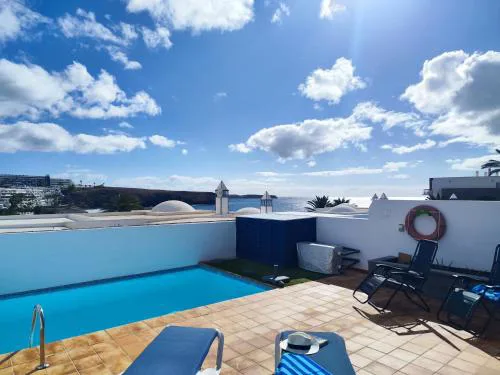 Villa La Casita your ocean-view house in Playa Blanca