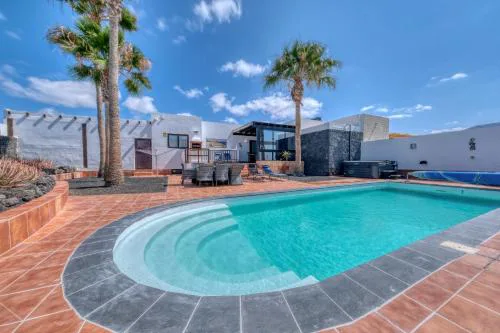Villa Salaria in Paradise-Private pool