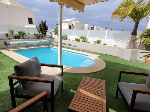 Villa with heated pool & Jacuzzi
