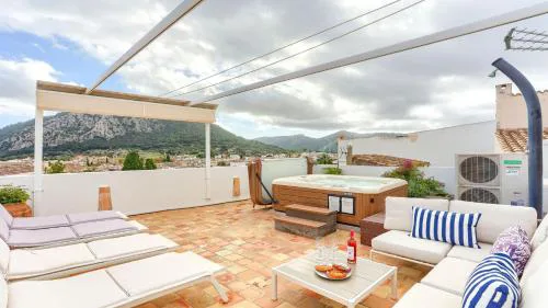 Casa Hill