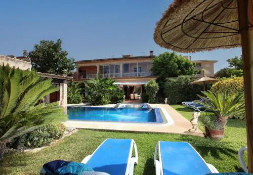 Lovely villa in Pollença old town by Renthousing