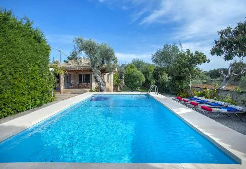 Owl Booking Villa Guillermo - Rustic Stay