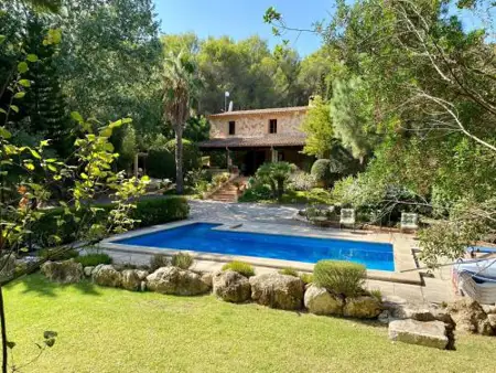 Villa Can Puig by JS Villas