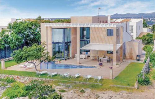 4 Bedroom Nice Home In Porto Colom