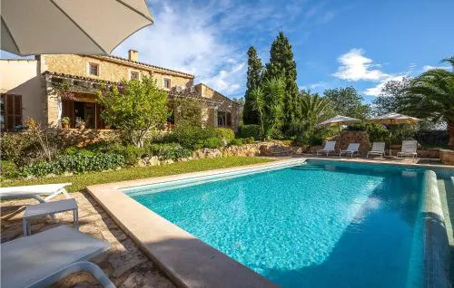 Lovely Home In Porto Cristo