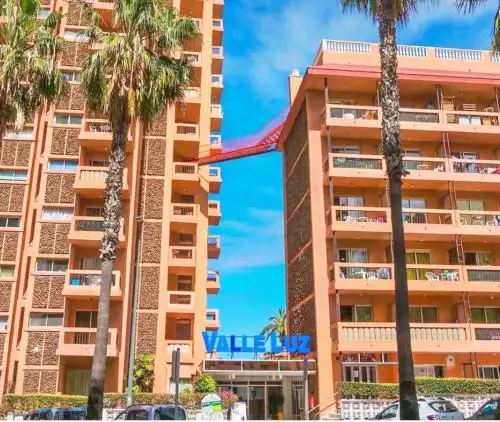 906 Valle lu