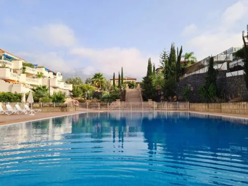 Luxury apartment, comfort and relax, views of the pool