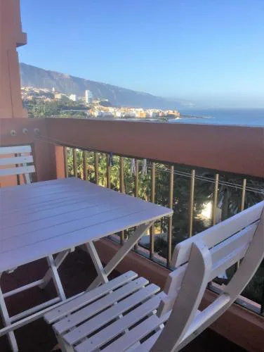 Perla's House Studio with incredible sea view