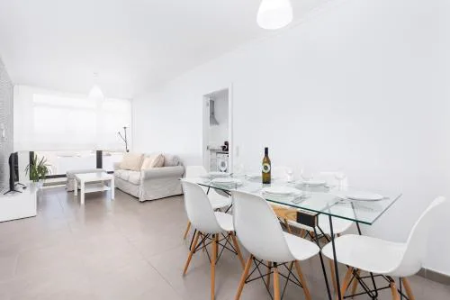 Home2Book Modern Apartment Near Playa del Pozo