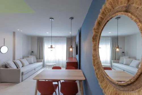 Ocean View 2 Bedrooms Flat - Air Conditioning & Free Parking & Wi-Fi