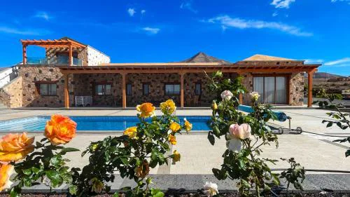 Villa Barbuja Guest House - Entire Villa