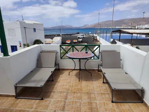 MarySol 5 terrace with sea views, close to the sea