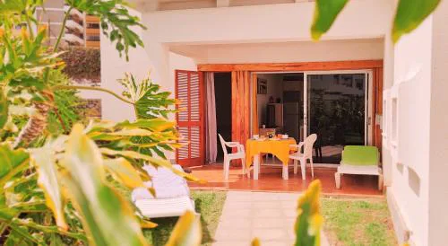Aida - Apartamento con vistas al jardín junto a la playa