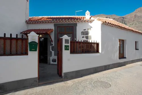 Casa De La Eterna Primavera