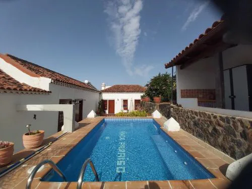 Holidays Tenerife breakfast inclusive wifi pool fr