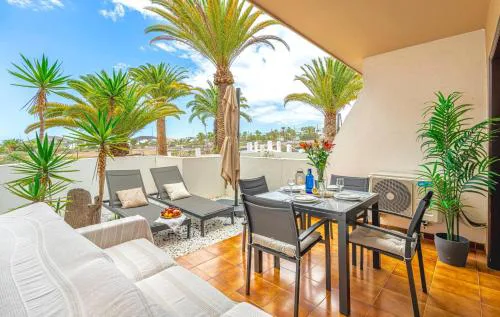 Albatros Garden & Heated Pool