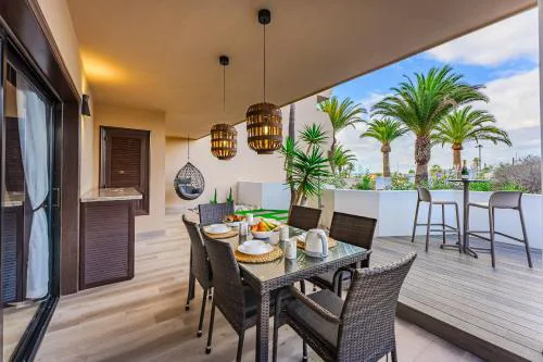 Cozy apartment in Golf del Sur with heated pool