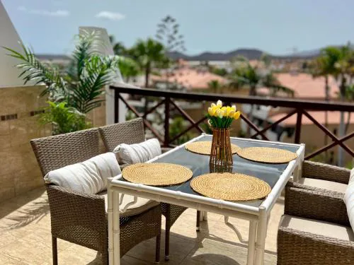Penthouse in Golf del Sur 2