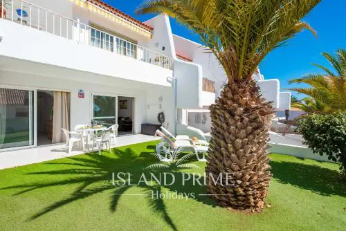 Seaviews Garden Holiday with Palms in Sand Club SC171