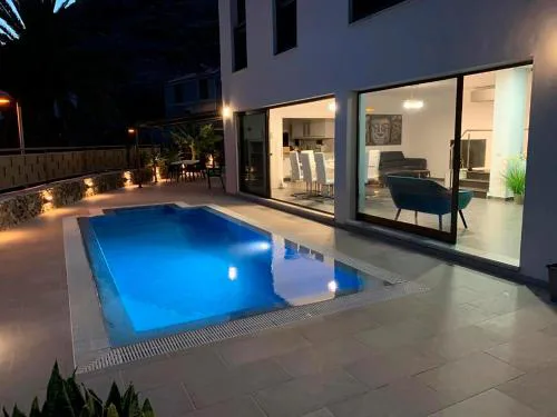 Villa Giselle