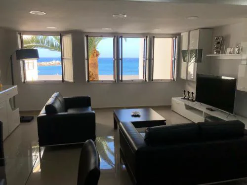 V&C Luxury Sea House