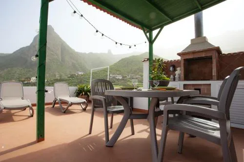 Comfortable house in Santa Cruz 130 m² with sea and mountain view