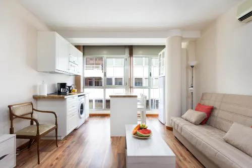 Home2Book Bright & Comfy Apt Santa Cruz Center