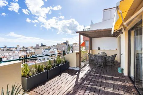 Home2Book Chic Penthouse with Terrace, Santa Cruz