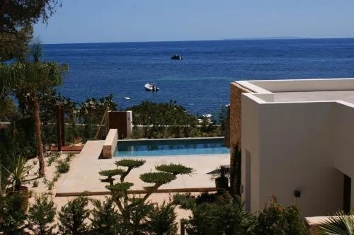 Beautiful Family Home in Santa Eulalia, 1035