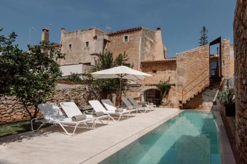 Santanyí's Hidden Gem - a Townhouse with Soul
