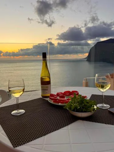 Oceanfront apartment in Los Gigantes, Buenavista Park