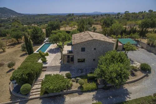 Finca Alzina