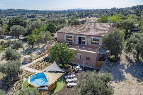 Villa La LLar Clara