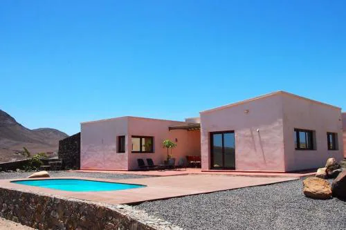VILLA FUERTEVENTURA Fantástica Villa vistas al mar piscina climatizada