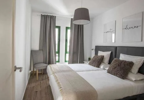 HOLYHOME GREY 104