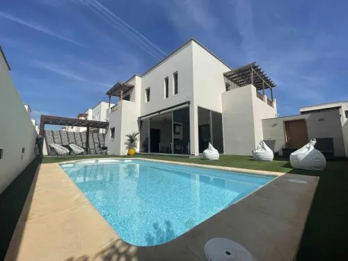 HOLYHOME VILLA CINEMA PERFECT FOR FAMILIES