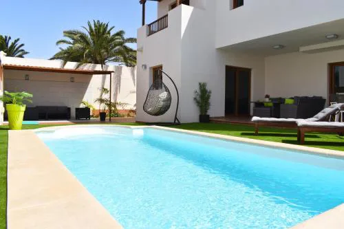 Tilley Private Pool Costa Teguise