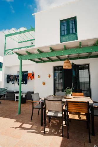 Vivilanza Surfhouse