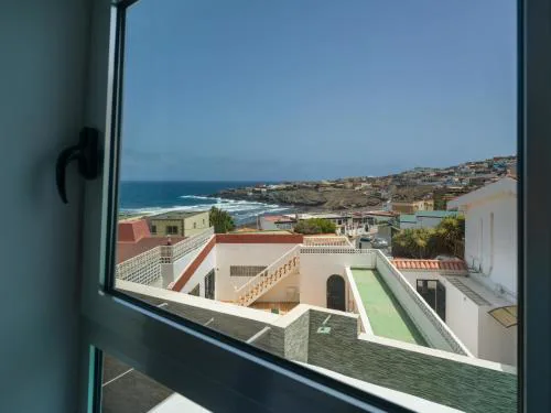 Adosado en Telde con piscina y vistas al mar