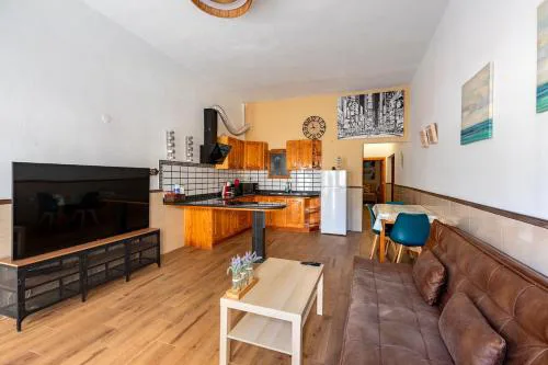SALINETAS BLUE SURF HOUSE