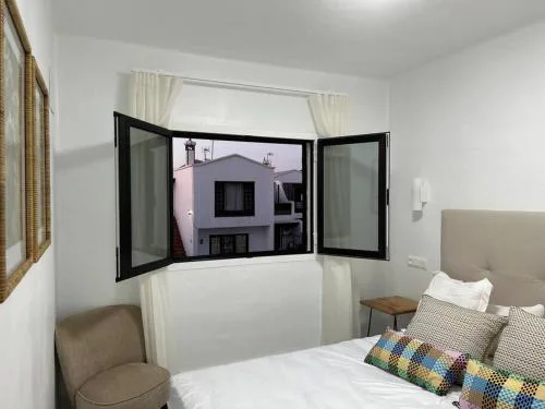 Moderno apartamento cerca al mar