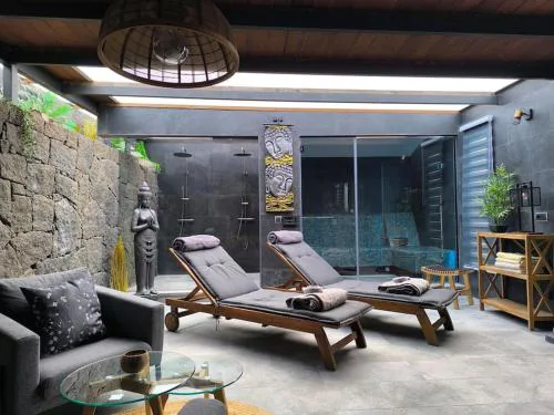 SPA HOUSE 2