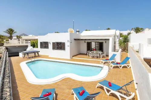 Villa Luisa by Villa Plus