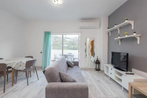Balcon de la Mina Suites - AirCon and Terrace with views
