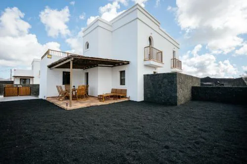 Villa Cristina by Casas Blancas