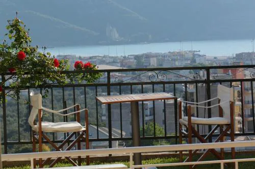 Τhe Sunny Apartments