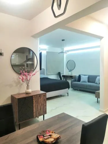 BlackGeorge Apartment