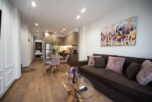 Downtown Luxury Apartments 34